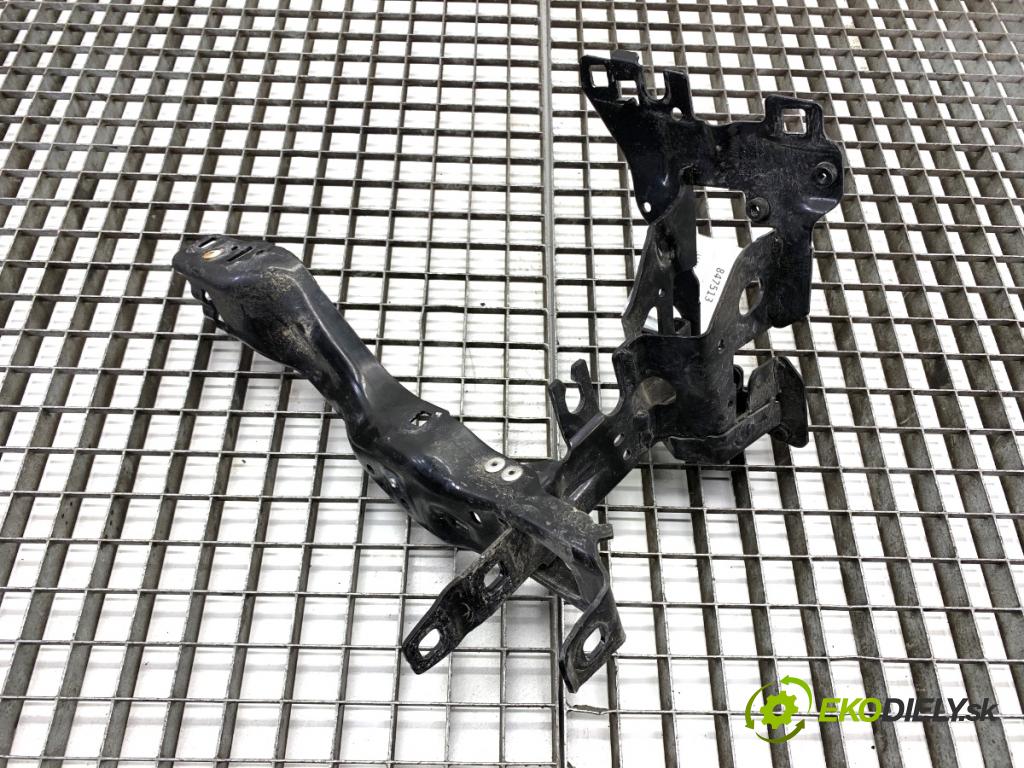 BMW G30 sedan 2022 140 kW 520 d xDrive 1995 uchycení držák přední část levá strana 7383857