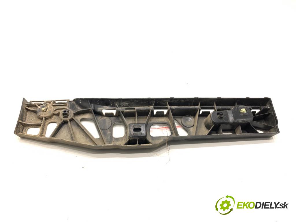 BMW G30 sedan 2022 140 kW 520 d xDrive 1995 Úchyt Uchytenie prahu ľave 7387347