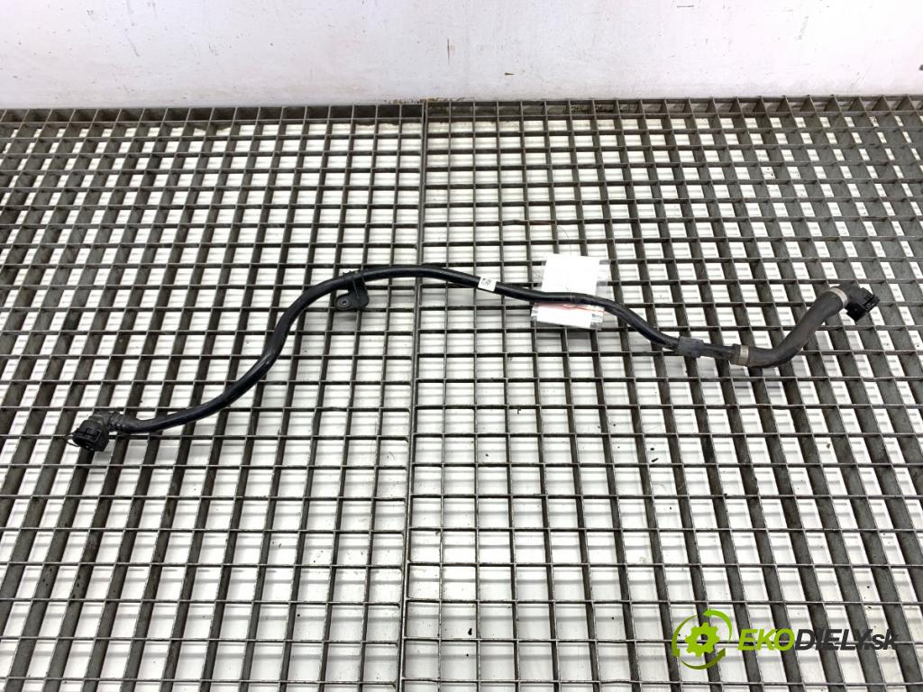 BMW G30 sedan 2022 140 kW 520 d xDrive 1995 Rúrka Návrat: Rúra vody 8596346