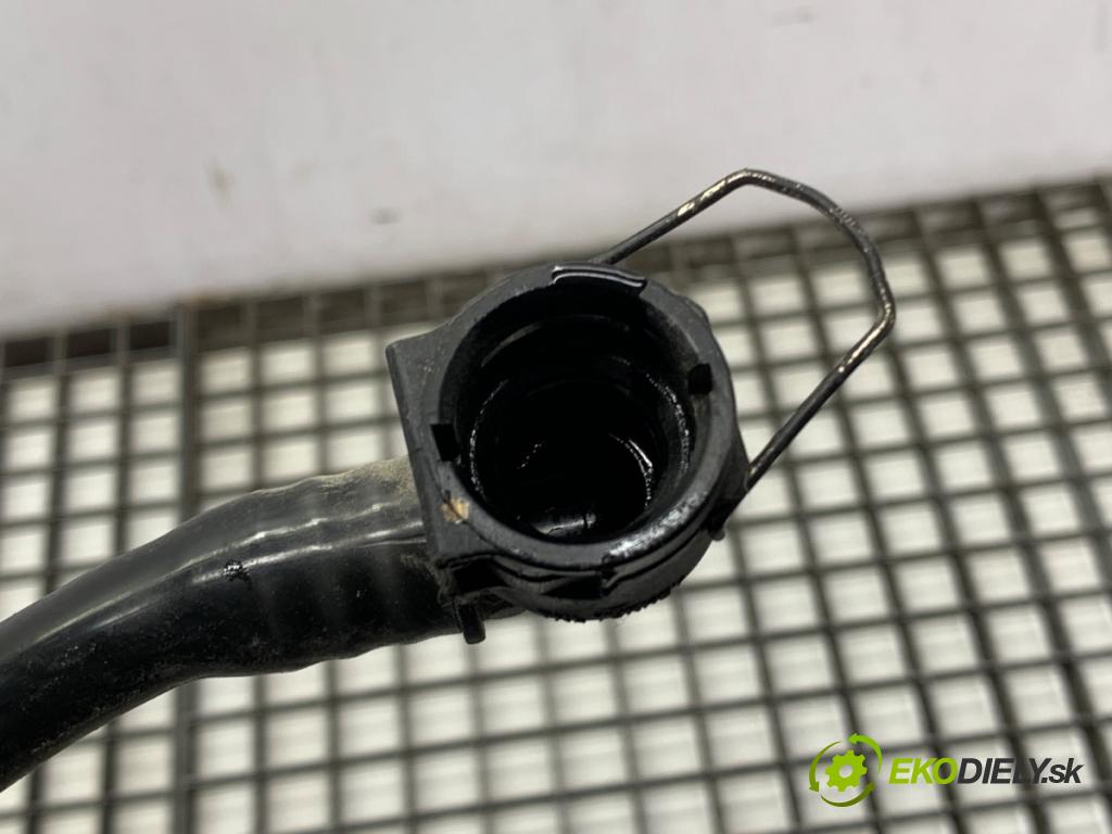 BMW G30 sedan 2022 140 kW 520 d xDrive 1995 Rúrka Návrat: Rúra vody 8596346