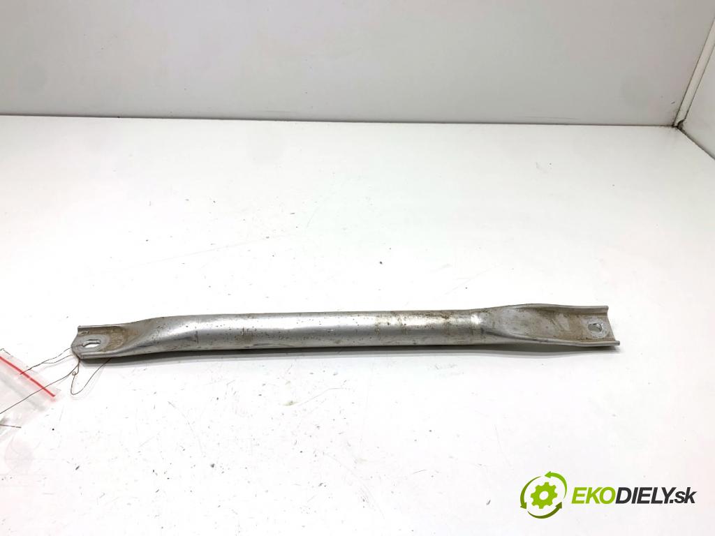 BMW G30 sedan 2022 140 kW 520 d xDrive 1995 Výstuha horná 7416970 (Výstuha)