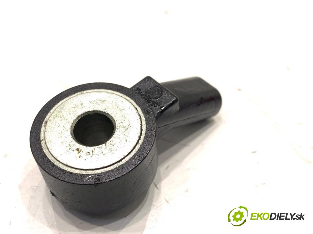 NISSAN QASHQAI J12 SUV 2024 103 kW 1.3 DIG-T 1332 Snímač klepania 220608897R (Snímač)