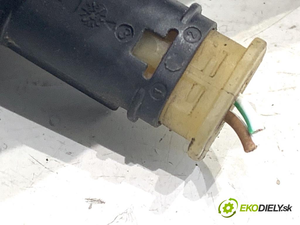 MERCEDES-BENZ W166 SUV 2013 190 kW ML 350 BlueTEC 4-matic (166.024) 2987 Snímač teploty spalín A0081533428 (Snímač)