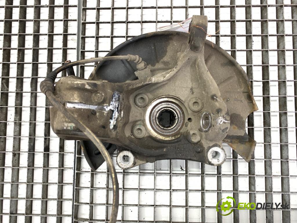 SEAT ALHAMBRA II nadwozie wielkoprzestrzenne (MPV) 2012 125 kW 2.0 TDI 1968 náboj pravý přední část