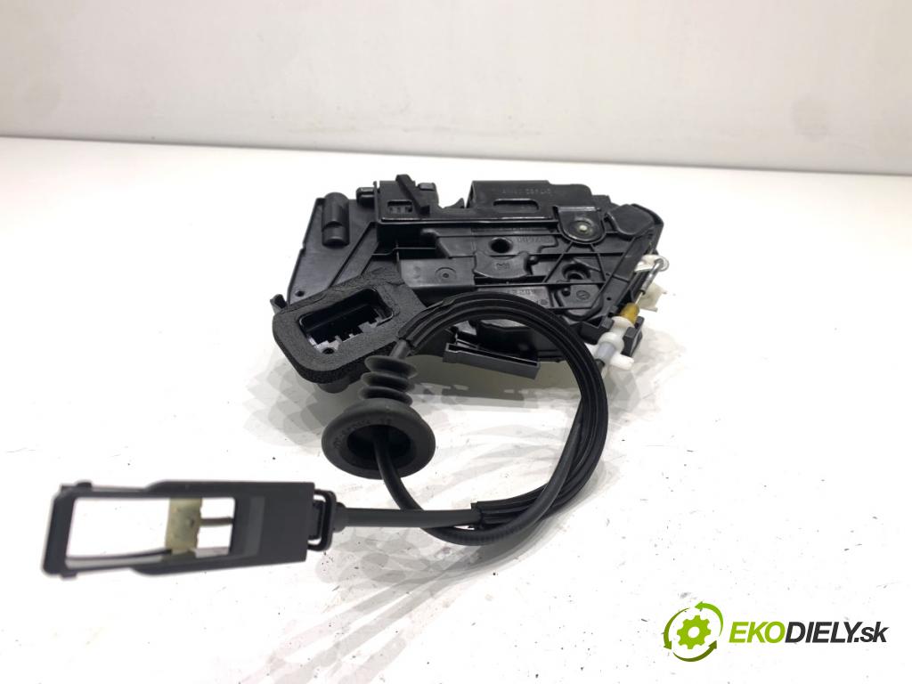 SEAT ALHAMBRA II nadwozie wielkoprzestrzenne (MPV) 2012 125 kW 2.0 TDI 1968 zámok dveře pravý přední část 5K1837016D