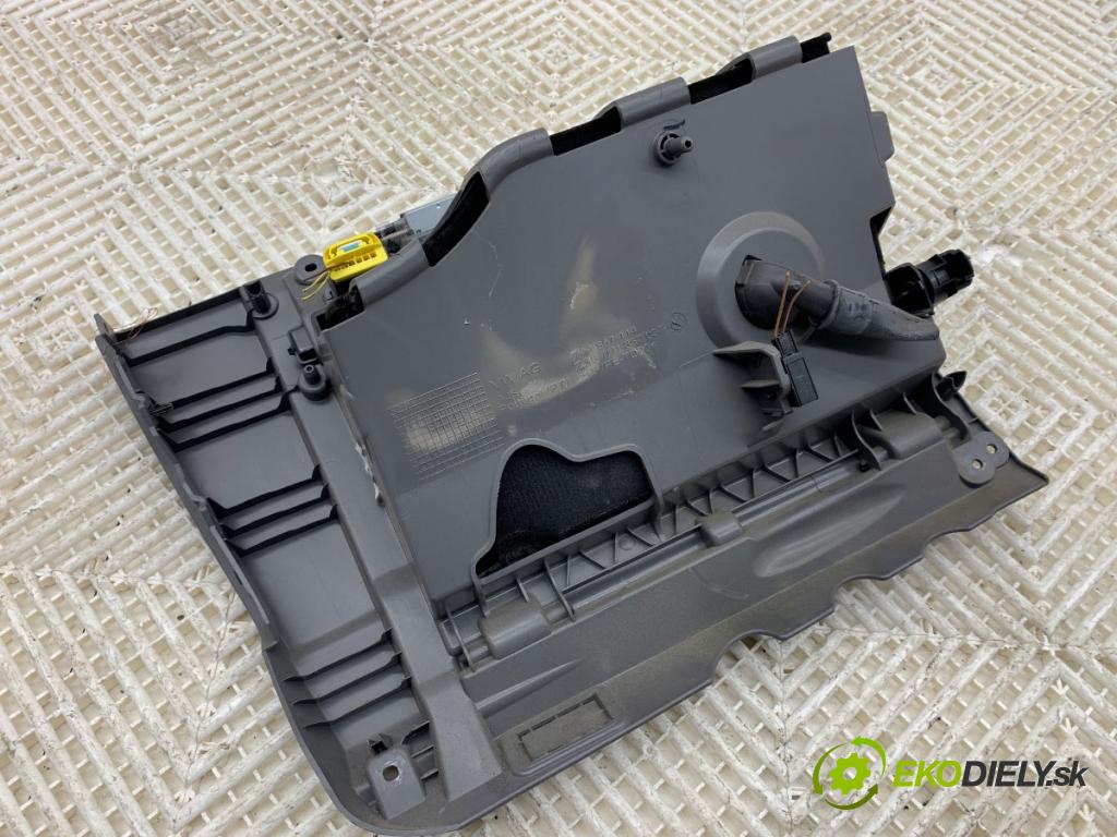 SEAT ALHAMBRA II nadwozie wielkoprzestrzenne (MPV) 2012 125 kW 2.0 TDI 1968 Priehradka, kastlík spolujazdca 7N1857114 (Priehradka (kastlík))