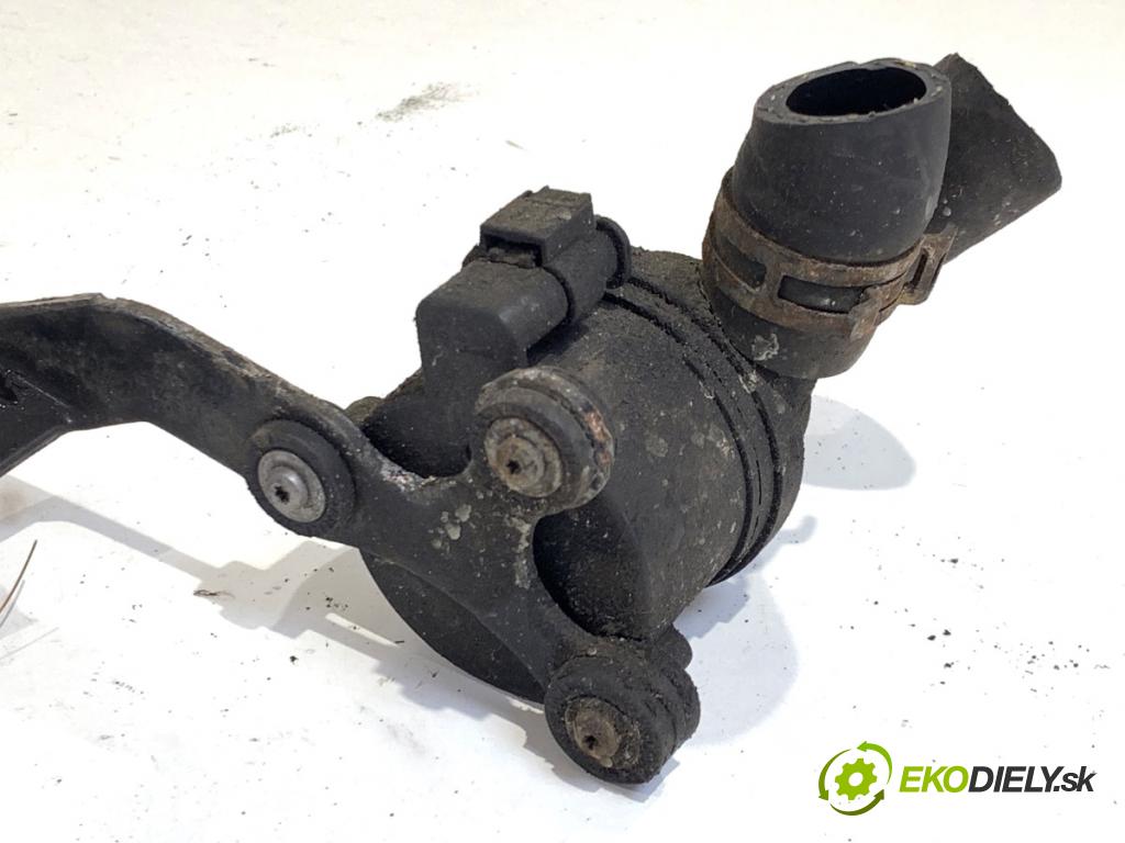 SEAT ALHAMBRA II nadwozie wielkoprzestrzenne (MPV) 2012 125 kW 2.0 TDI 1968 DALŠÍ: Pumpa vody 5N0965561A (Vodná pumpa)