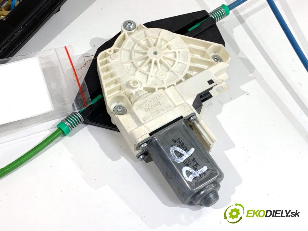 SEAT ALHAMBRA II nadwozie wielkoprzestrzenne (MPV) 2012 125 kW 2.0 TDI 1968 Mechanizmus okna pravy predný 8K0959801B