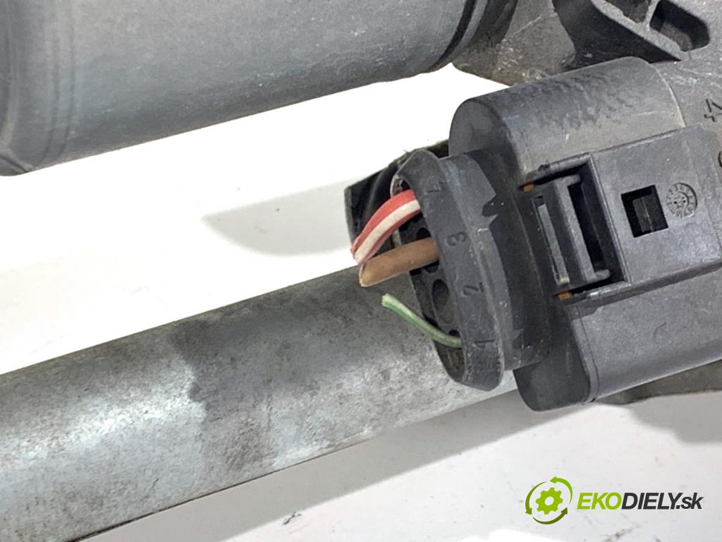 SEAT ALHAMBRA II nadwozie wielkoprzestrzenne (MPV) 2012 125 kW 2.0 TDI 1968 Mechanizmus stieračov predný 7N1955023A (Motorček stieračov predný)