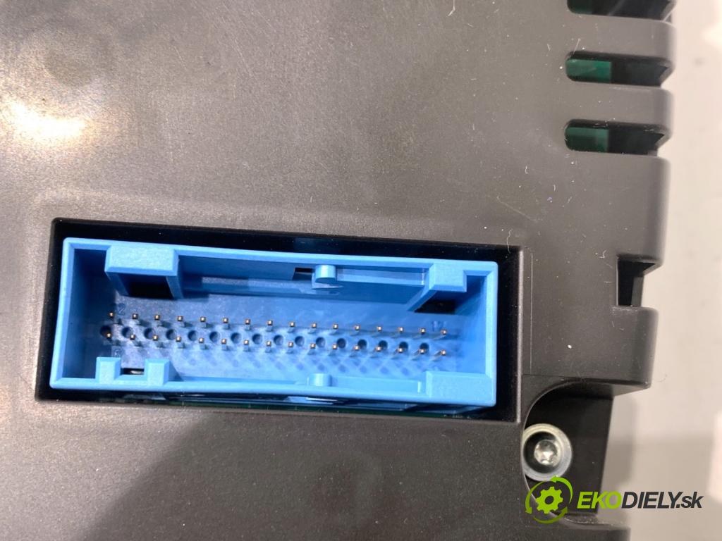 SEAT ALHAMBRA II nadwozie wielkoprzestrzenne (MPV) 2012 125 kW 2.0 TDI 1968 Prístrojovka 7N5920870G (Prístrojová doska)