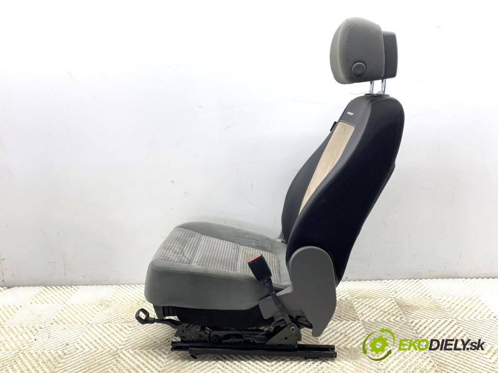 SEAT ALHAMBRA II nadwozie wielkoprzestrzenne (MPV) 2012 125 kW 2.0 TDI 1968 Sedadlo pravy predný