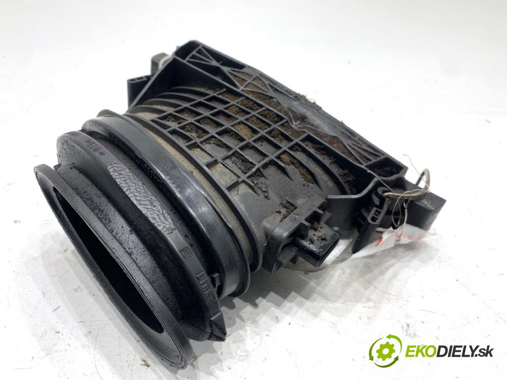 MERCEDES-BENZ W166 SUV 2013 190 kW ML 350 BlueTEC 4-matic (166.024) 2987 váha vzduchu A6420900048 (Snímač hmotnosti vzduchu)