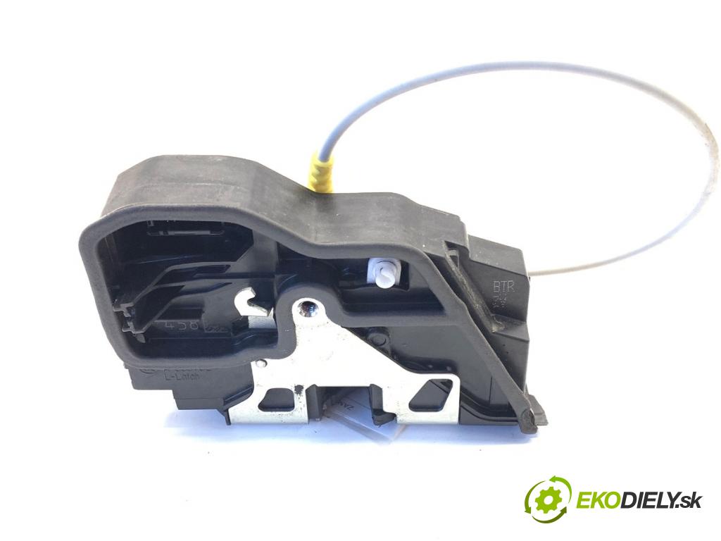 BMW F22 coupe 2017 272 kW M2 2979 zámok Dvere pravy predný 7229458