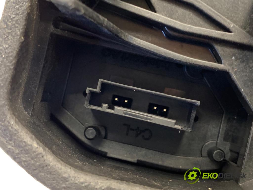 BMW F22 coupe 2017 272 kW M2 2979 zámok dveře levý přední část 7229461