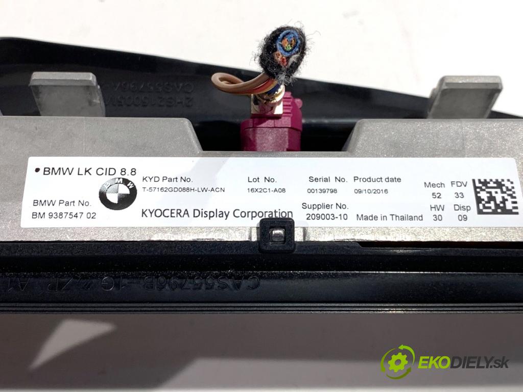 BMW F22 coupe 2017 272 kW M2 2979 Dislpej 9387547 (Prístrojová doska)