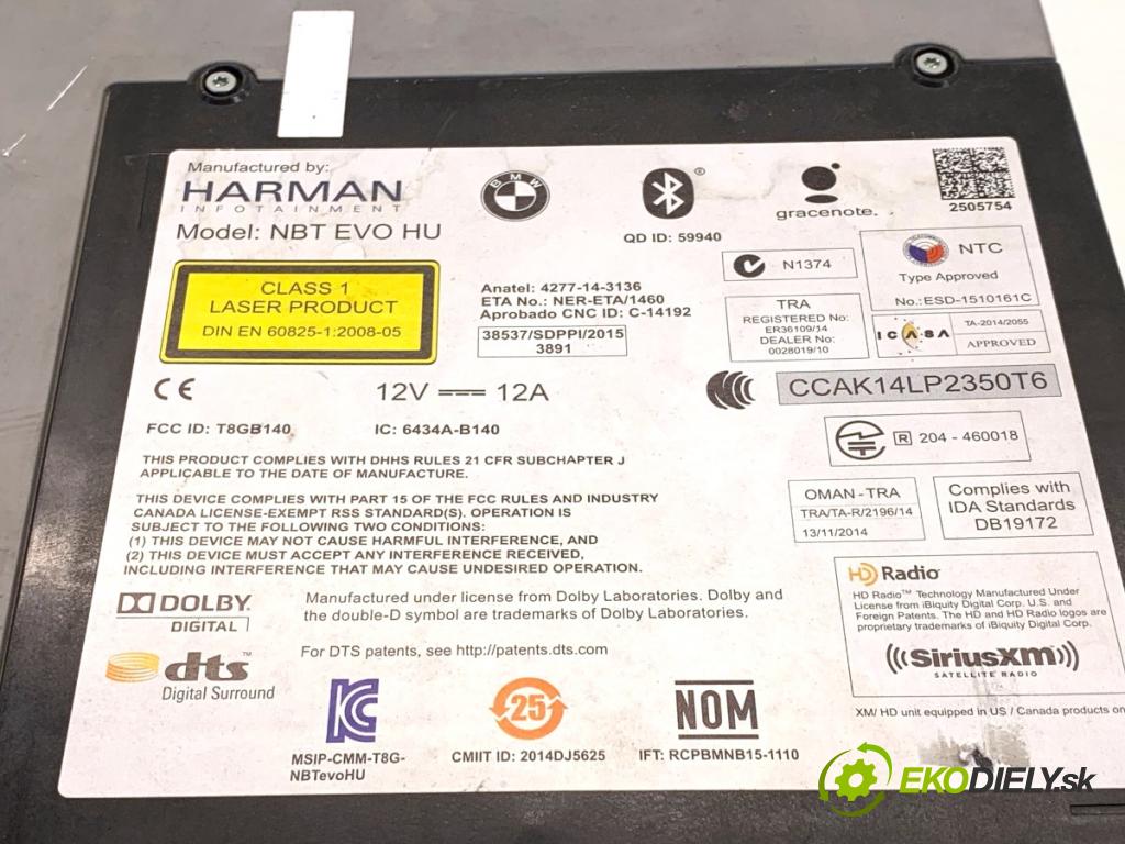 BMW F22 coupe 2017 272 kW M2 2979 RADIO CZYTNIK navigace 8780777