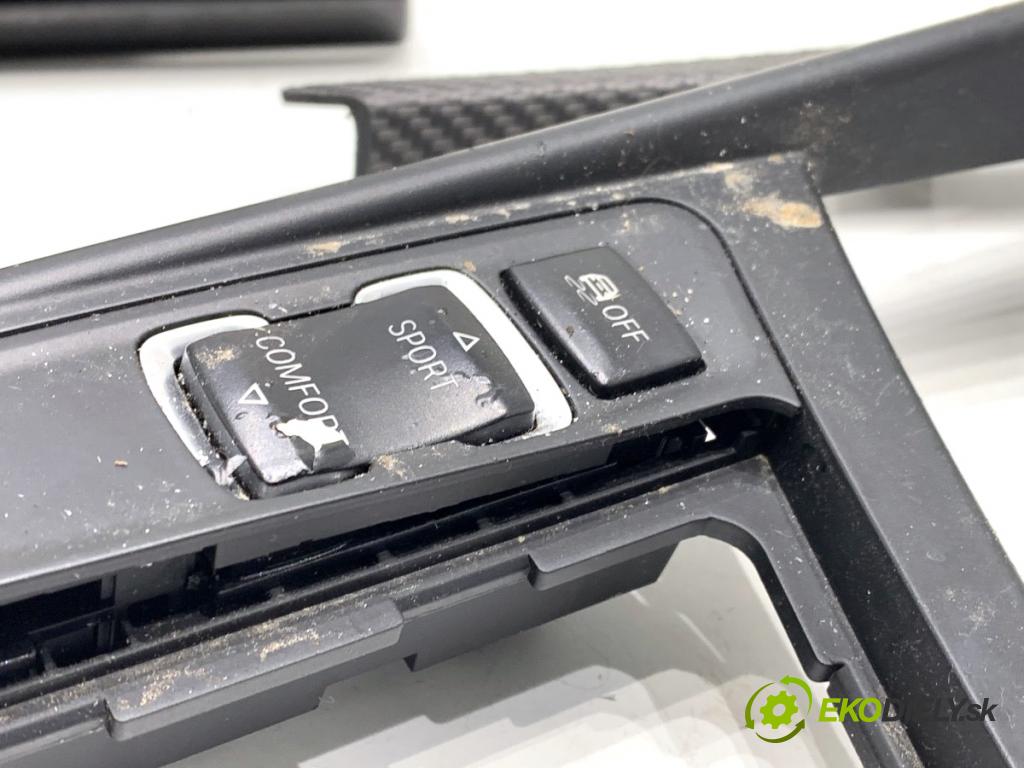 BMW F22 coupe 2017 272 kW M2 2979 lišty kryt 8065422 8065423 (Lišta)