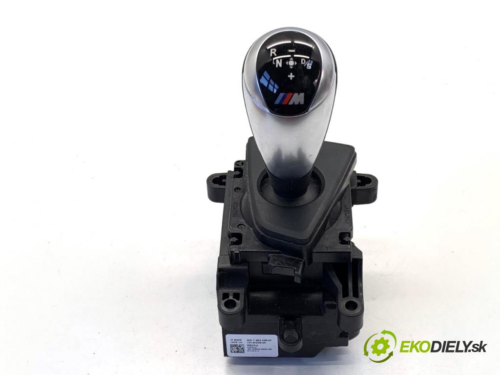 BMW F22 coupe 2017 272 kW M2 2979 Kulisa 7855496 (Rýchlostná páka (kulisa))