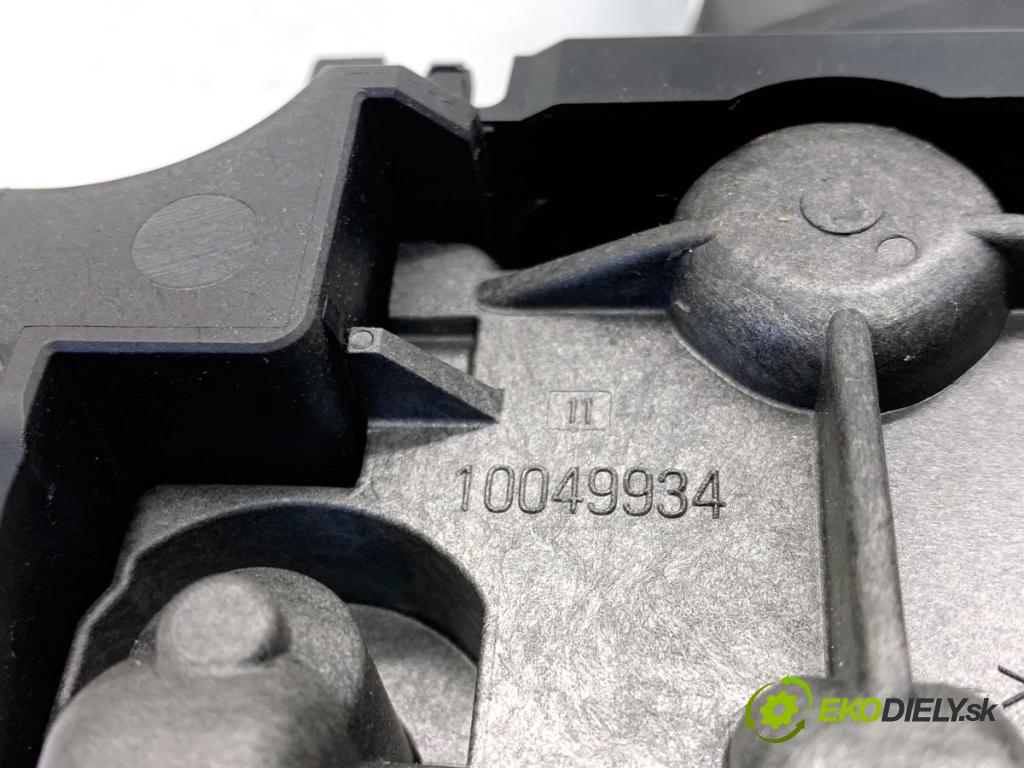 BMW F22 coupe 2017 272 kW M2 2979 Kulisa 7855496 (Rýchlostná páka (kulisa))