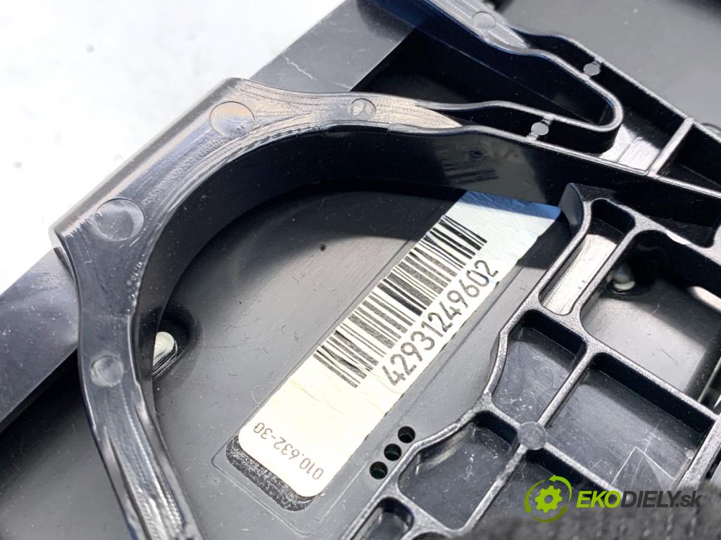 BMW F22 coupe 2017 272 kW M2 2979 Svetlo stropné 9312496