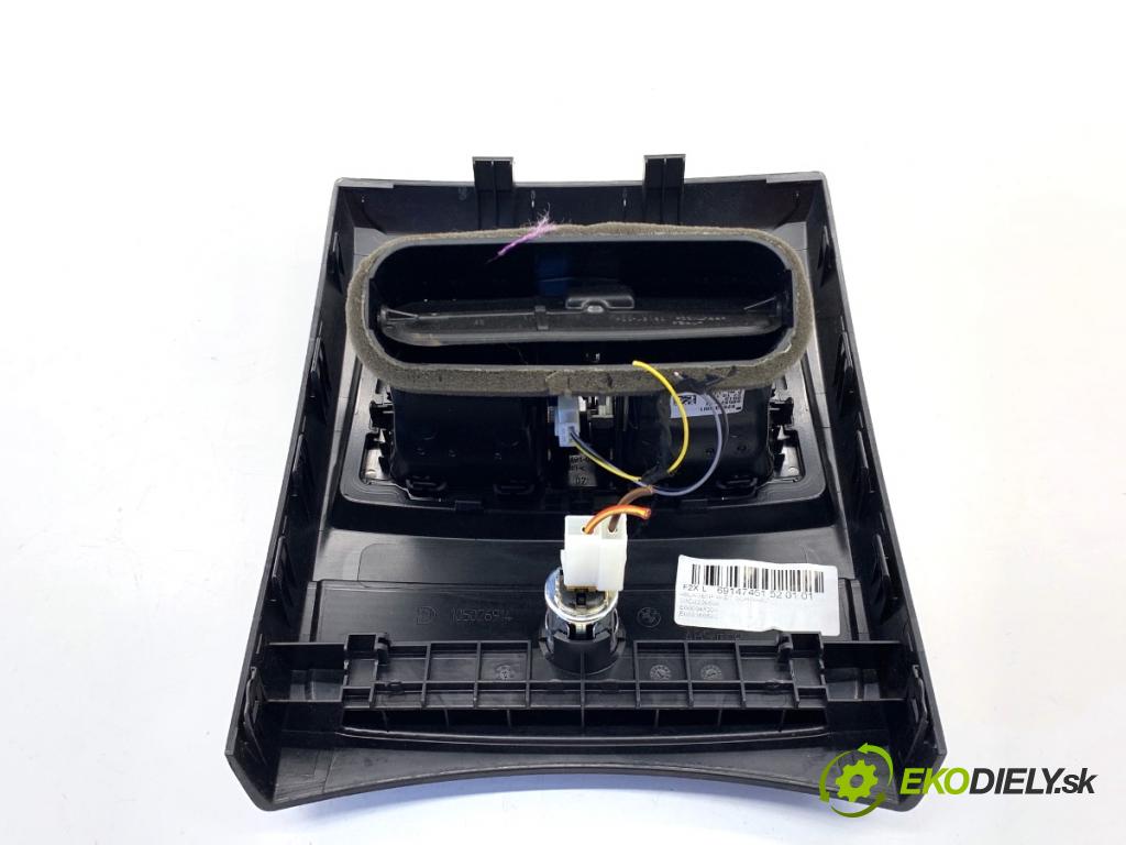 BMW F22 coupe 2017 272 kW M2 2979 Mriežky kúrenia zad 9207330