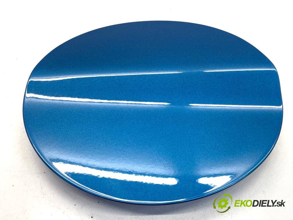 BMW F22 coupe 2017 272 kW M2 2979 dvířka nádrže paliva  (Klika dveří ostatní)