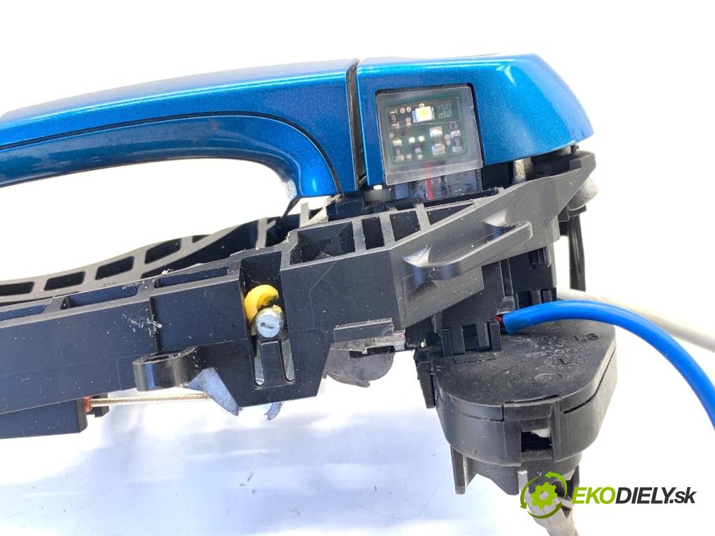 BMW F22 coupe 2017 272 kW M2 2979 Kľučka vonkajšia ľavy predný