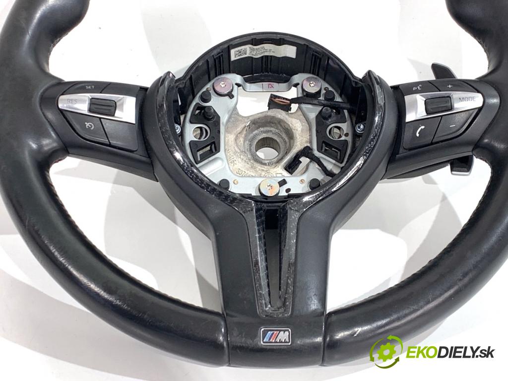 BMW F22 coupe 2017 272 kW M2 2979 volant M-BALÍČEK 7849393