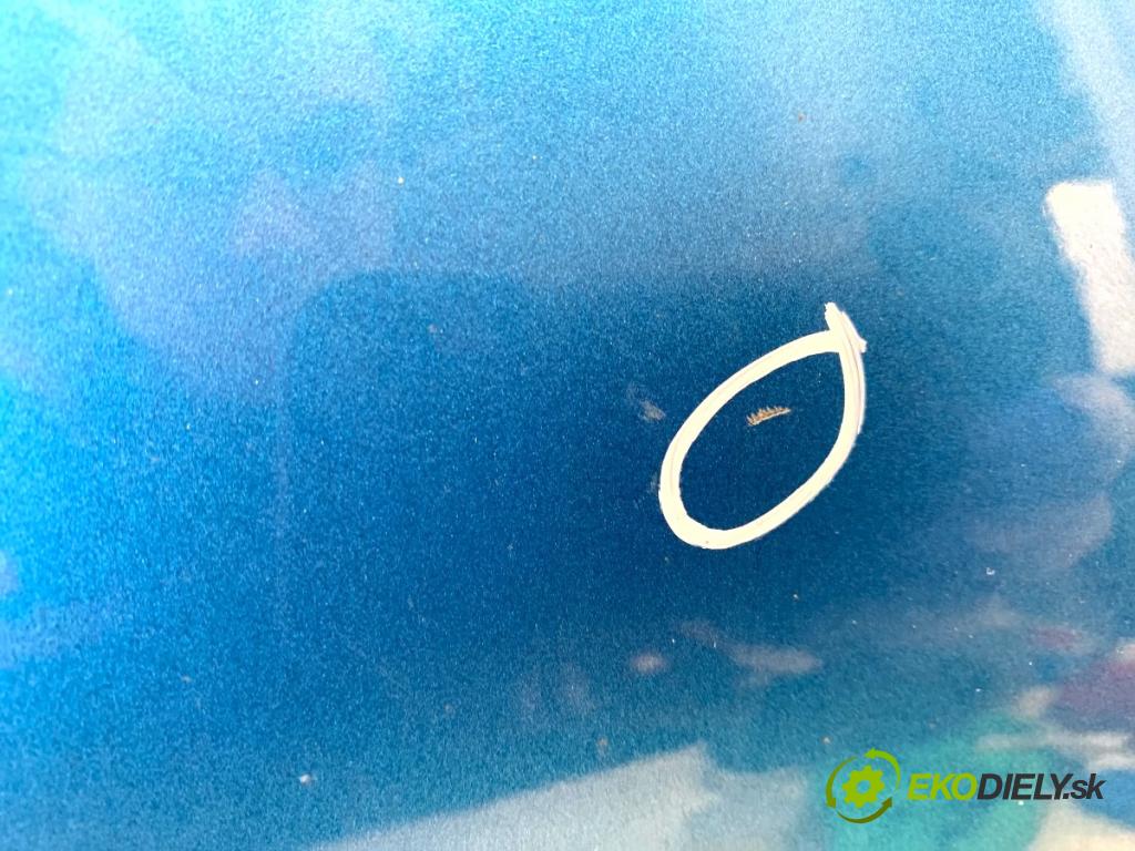 BMW F22 coupe 2017 272 kW M2 2979 dveře pravý přední část