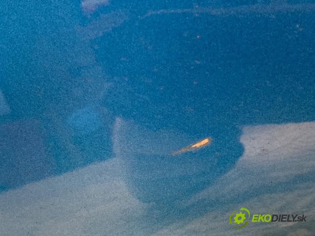 BMW F22 coupe 2017 272 kW M2 2979 dveře pravý přední část