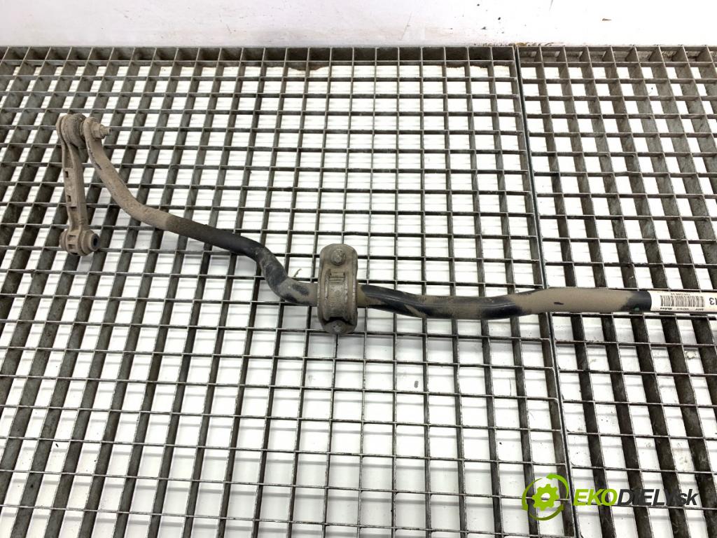 BMW F22 coupe 2017 272 kW M2 2979 Tyč stabilizátora zad 7853266 (Stabilizátor predný)