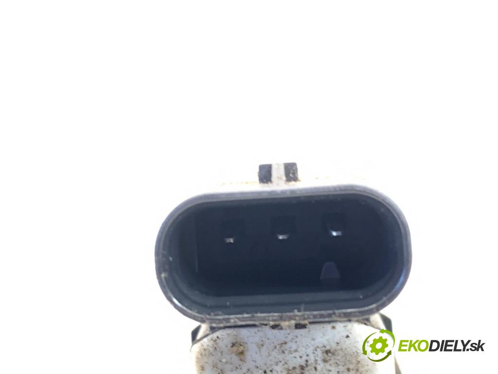 BMW F22 coupe 2017 272 kW M2 2979 Snímač PDC