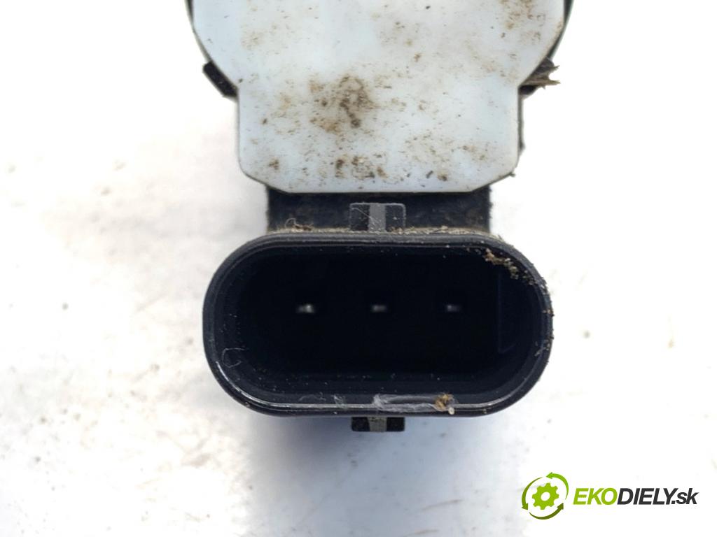 BMW F22 coupe 2017 272 kW M2 2979 Snímač PDC