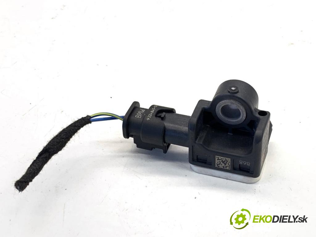 BMW F22 coupe 2017 272 kW M2 2979 Snímač nárazu 9234989 (Snímač nárazu)