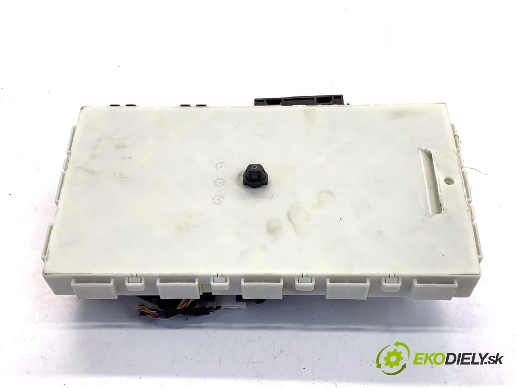 BMW F22 coupe 2017 272 kW M2 2979 Modul FEM: 9371374