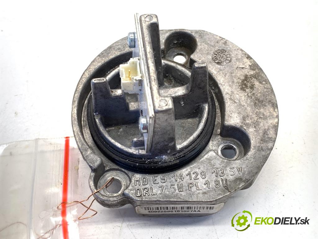 BMW F22 coupe 2017 272 kW M2 2979 modul LED 14128