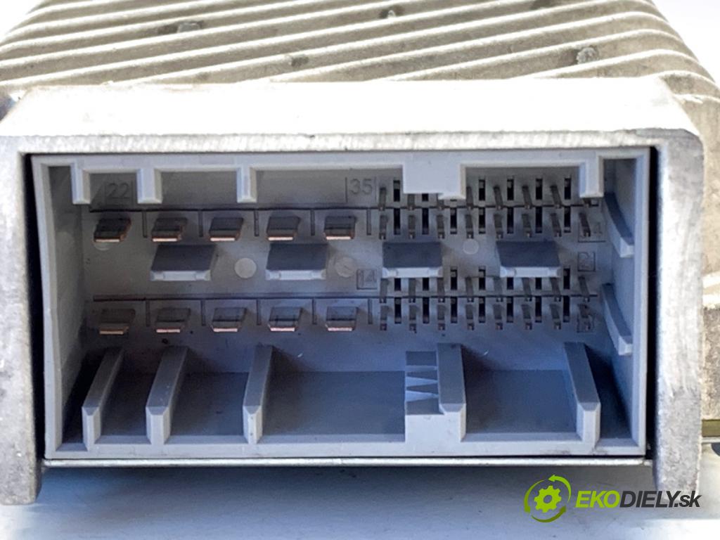 BMW F22 coupe 2017 272 kW M2 2979 Zosilňovač 6834091 (Zosilňovač)