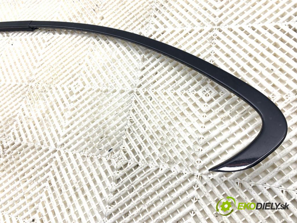 BMW F22 coupe 2017 272 kW M2 2979 lišta dveří levá strana