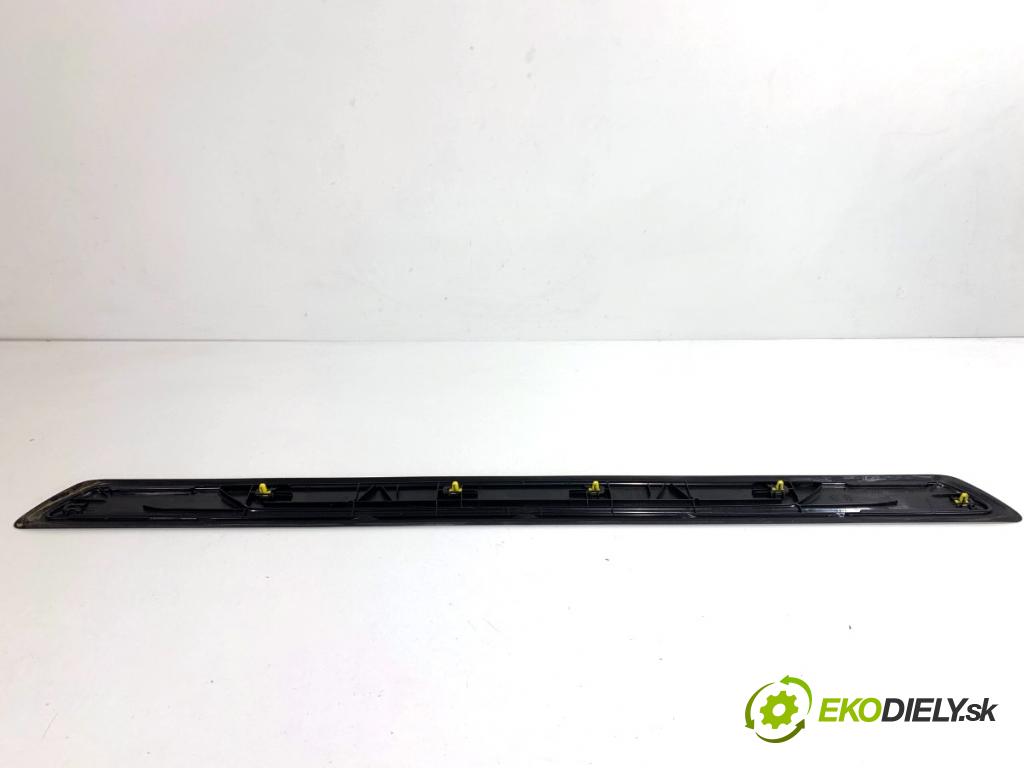 BMW F22 coupe 2017 272 kW M2 2979 lišta násada prahu přední část levá strana 8055499
