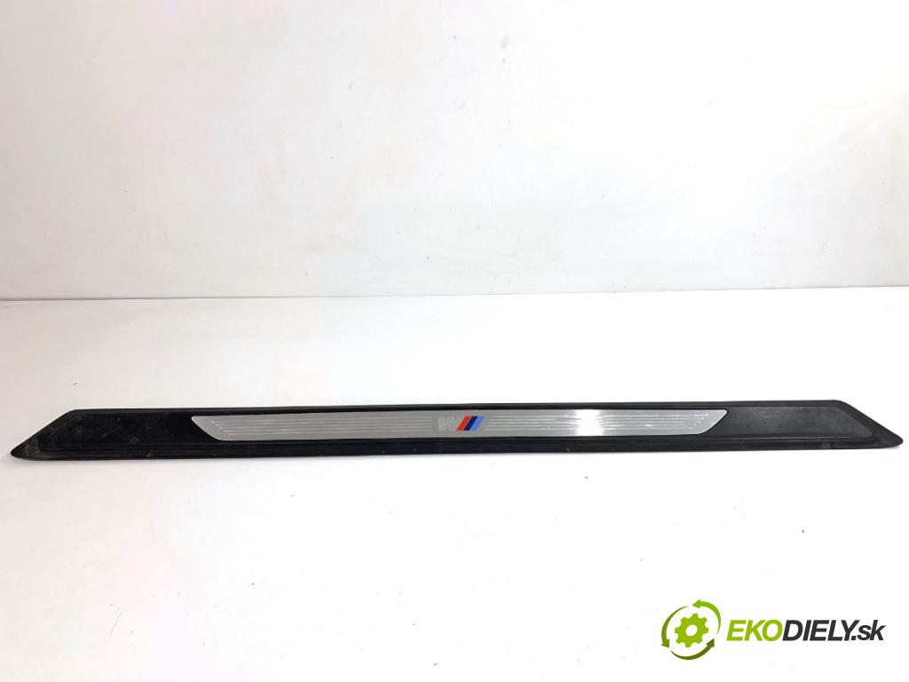 BMW F22 coupe 2017 272 kW M2 2979 lišta násada prahu přední část pravá 8055499