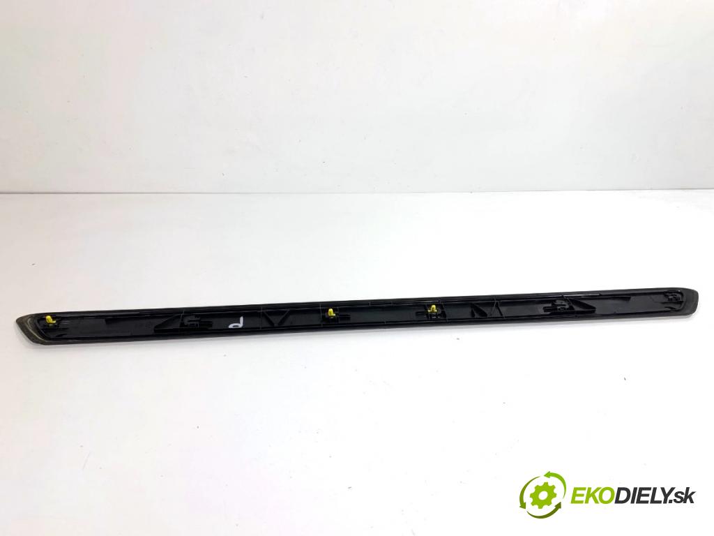 BMW F22 coupe 2017 272 kW M2 2979 lišta násada prahu přední část pravá 8055499