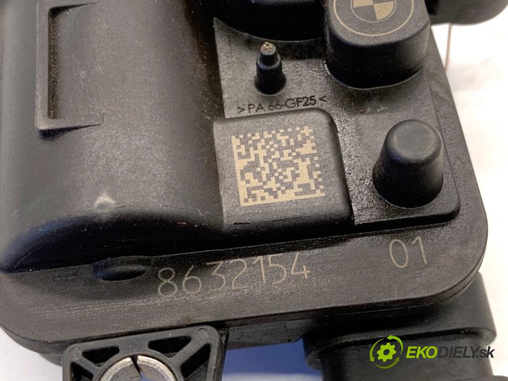 BMW F22 coupe 2017 272 kW M2 2979 teleskop dveří 8632154