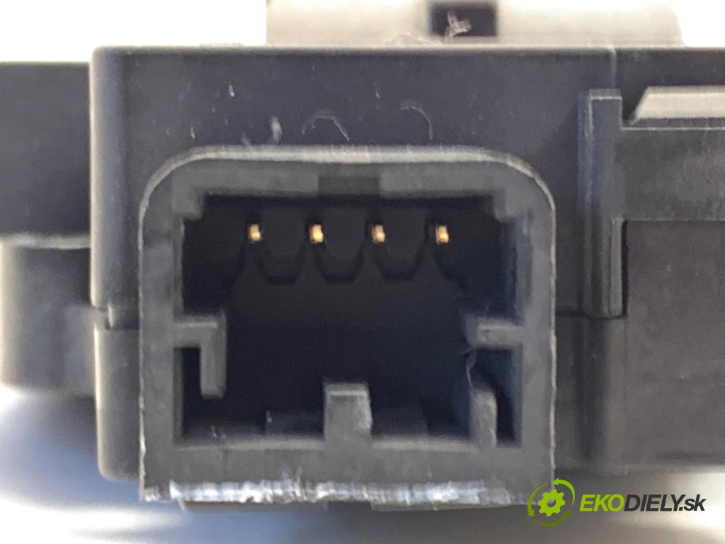 BMW F22 coupe 2017 272 kW M2 2979 motor topení T946104A