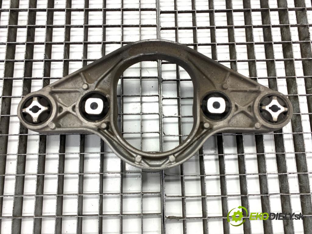 BMW F22 coupe 2017 272 kW M2 2979 Držiak Uchytenie ,diferenciál zad 2284774