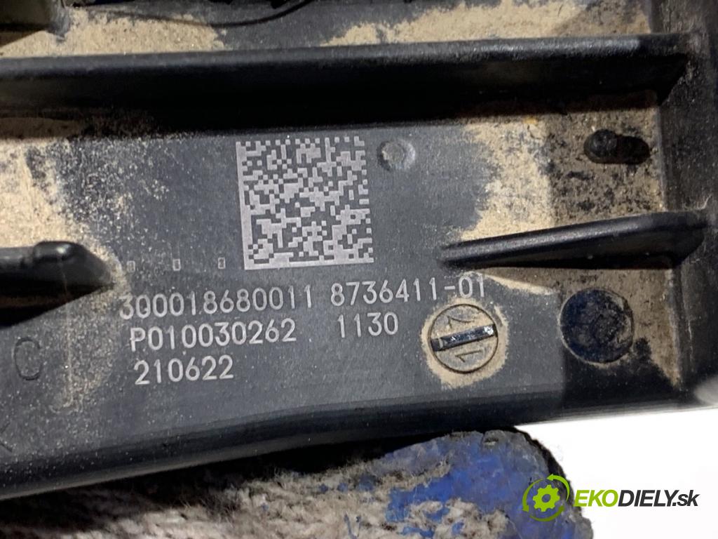 BMW G30 sedan 2022 140 kW 520 d xDrive 1995 modul relé NAPĚTÍ: 8736411