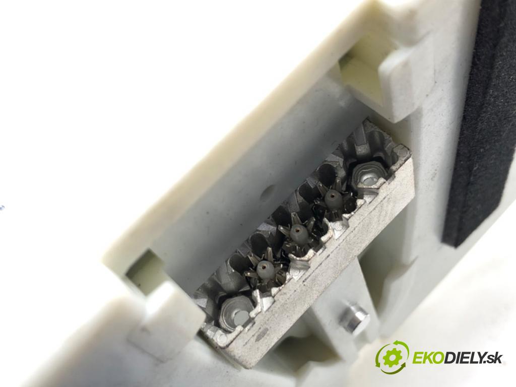 BMW G30 sedan 2022 140 kW 520 d xDrive 1995 Modul TELEMATIC 5A5CE21