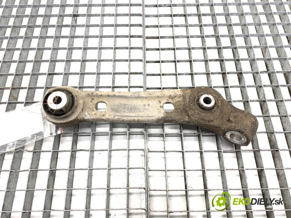 BMW G30 sedan 2022 140 kW 520 d xDrive 1995 rameno levý přední část 6861181