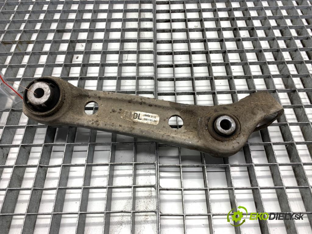 BMW G30 sedan 2022 140 kW 520 d xDrive 1995 rameno levý přední část 6861181