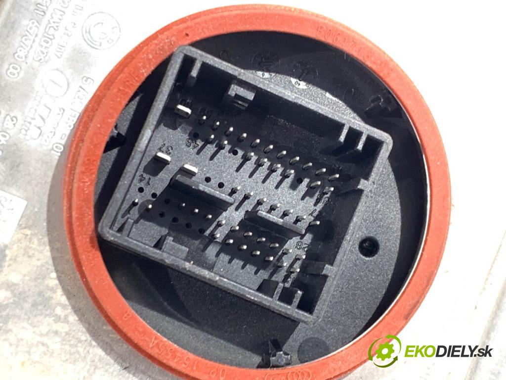 BMW G30 sedan 2022 140 kW 520 d xDrive 1995 Menič LED 5A0AFB9