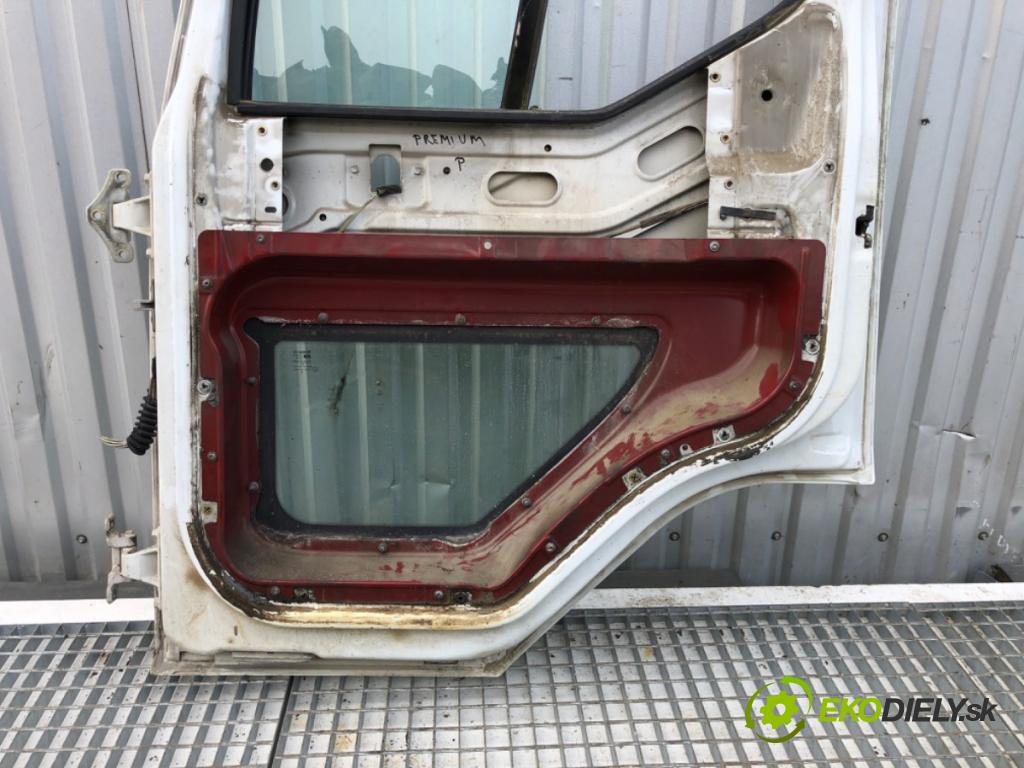 RENAULT TRUCKS PREMIUM Platforma / podwozie 1997 219 kW Route 300.16 219 kW [298 KM] olej napędowy 1996 - 2022 9839 dveře pravý přední část